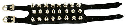 BRAZALETE DE PIEL CON PUNTAS DE ACERO INOXIDABLE