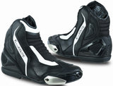 BOTAS DE MOTO CARRETERA ESTILO DEPORTIVO CAÑA CORTA IMPERMEABLES Y TRANSPIRABLES CON HOMOLOGACIÓN CE Y EPI (1)