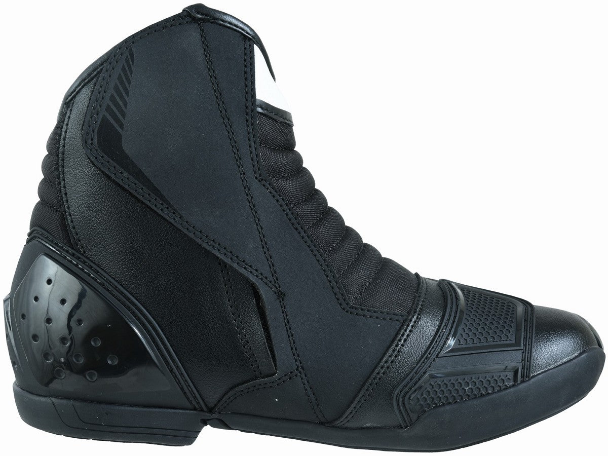 BOTAS DE MOTO CARRETERA ESTILO DEPORTIVO CAÑA CORTA IMPERMEABLES Y TRANSPIRABLES CON HOMOLOGACIÓN CE Y EPI (1)