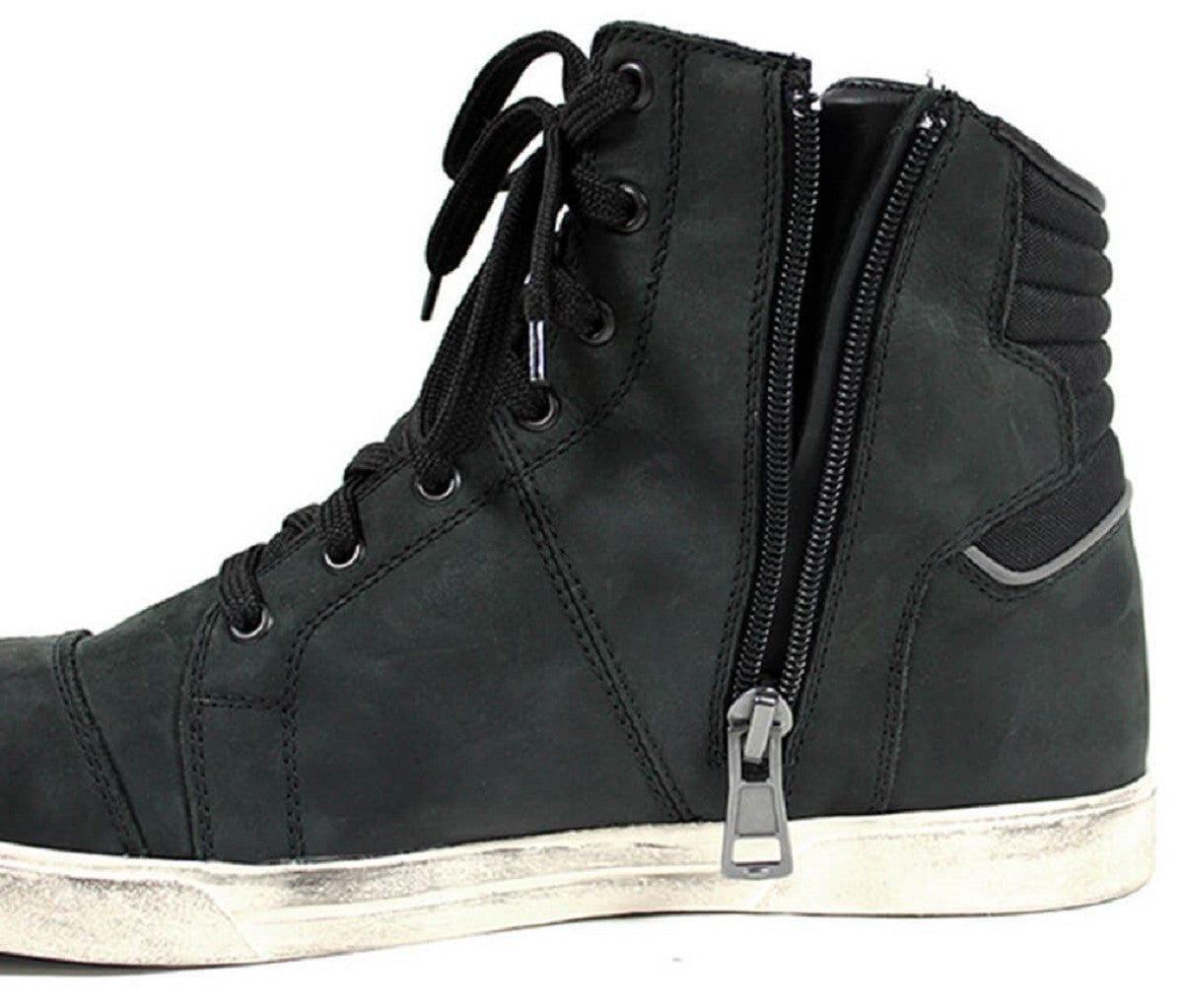 ZAPATILLAS MOTO URBANO EN PIEL CON PROTECCIONES Y HOMOLOGACIÓN CE Y EPI (1)